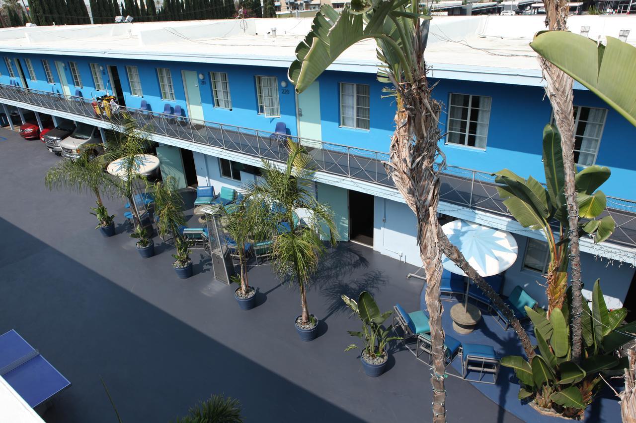 Banana Bungalow Hollywood Hotel & Hostel Los Angeles Exterior photo